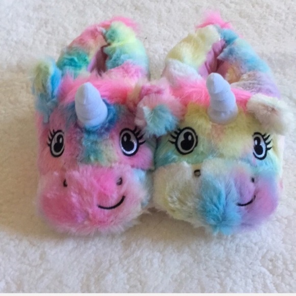 fluffy rainbow slippers
